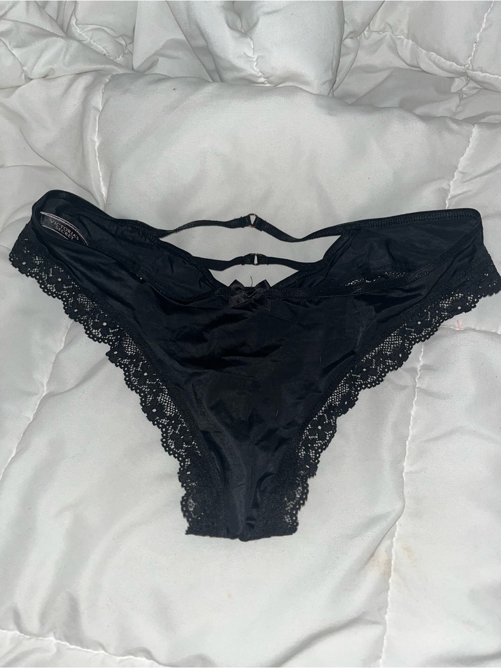 Victoria’s Secret Black Cheeky Panties Size Large